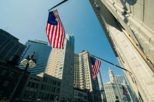 EUA bloqueiam criptomoedas e Tether congela USDT de rede criminosa chinesa