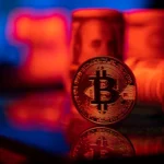 Queda do petróleo não afeta preço do Bitcoin; entenda o motivo segundo dados de 5 anos
