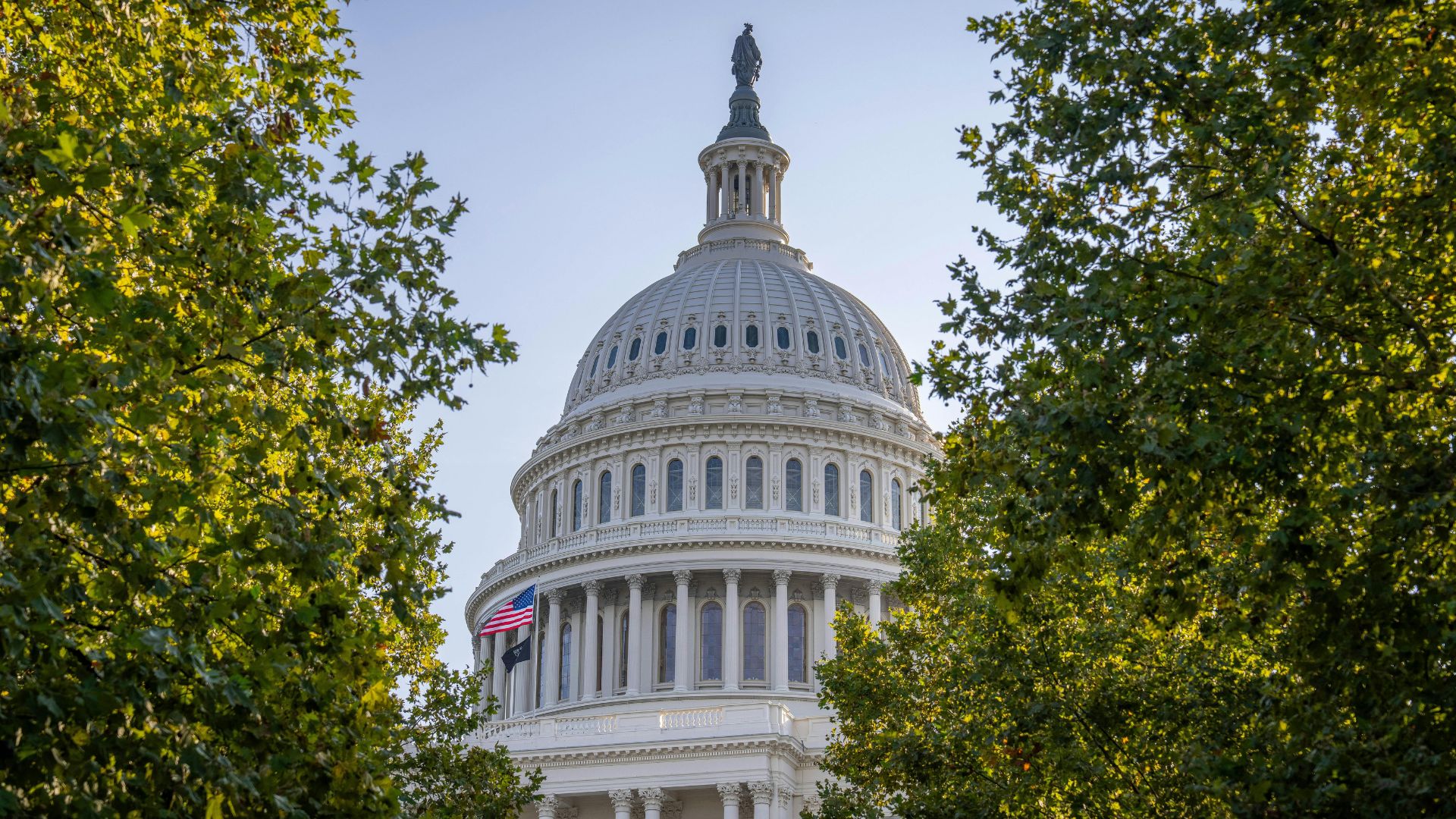 Senado dos EUA Aprova Clarity Act: XRP Dispara e Mercado Cripto Celebra