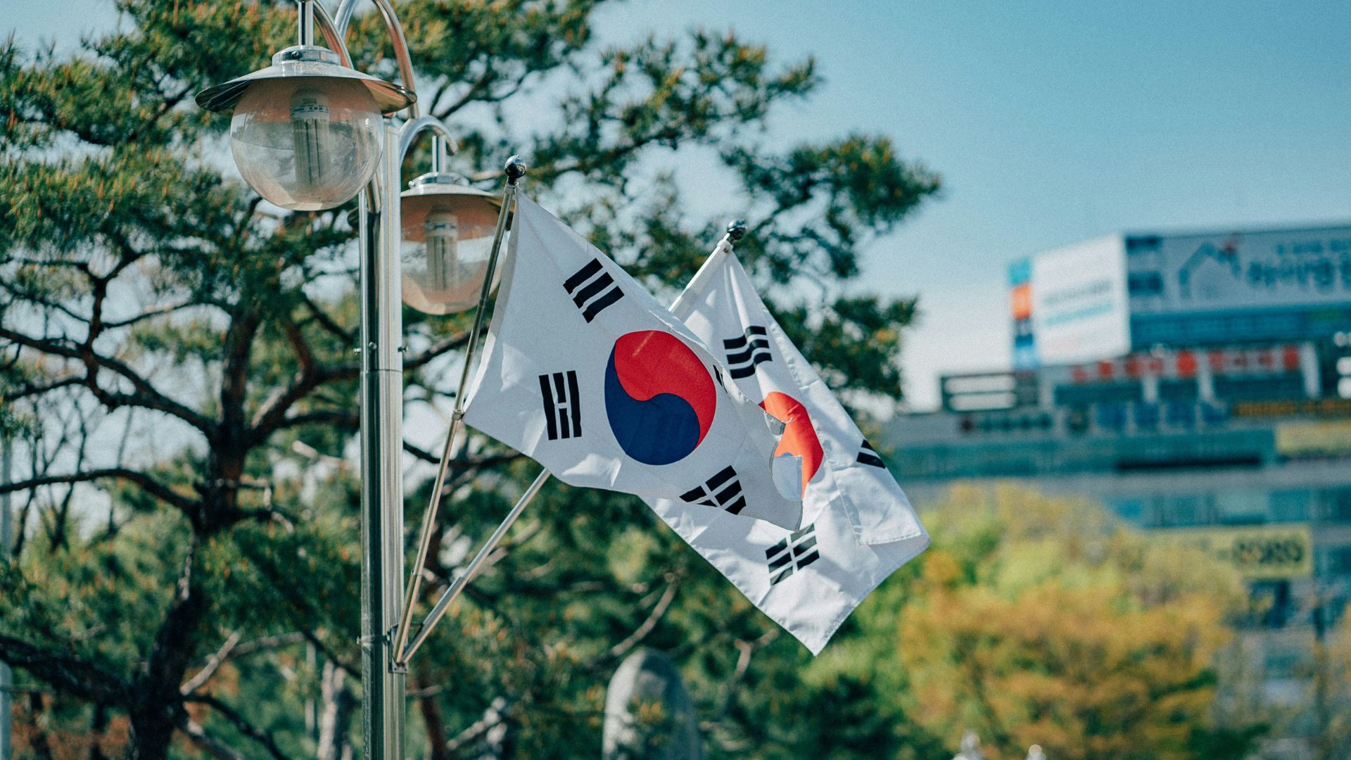 Coreia do Sul acelera testes de CBDC com 500 mil usuários e coloca dinheiro real na blockchain