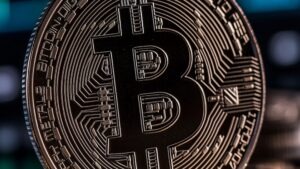 bitcoin em alta hoje enquanto mercado de altcoins cai