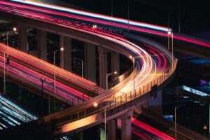O que é SocialFi e como a plataforma Zora transforma posts e perfis de criadores em dinheiro e mercados de criptomoedas