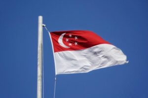 atividade cripto em Singapura cresce 55% e mercado institucional avança na Ásia